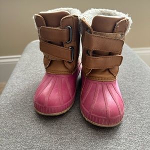 Thinsulate pink toddler snow boots for Gap